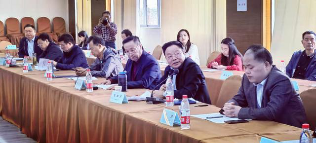 宜昌市老科协举行老科技工作者日活动(图2) 宜昌市老科协举行老科技工作者日活动(图2)