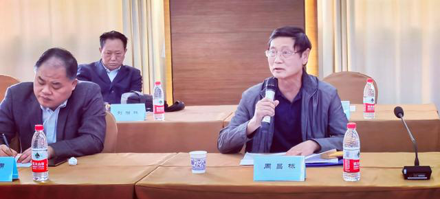 宜昌市老科协举行老科技工作者日活动(图3) 宜昌市老科协举行老科技工作者日活动(图3)